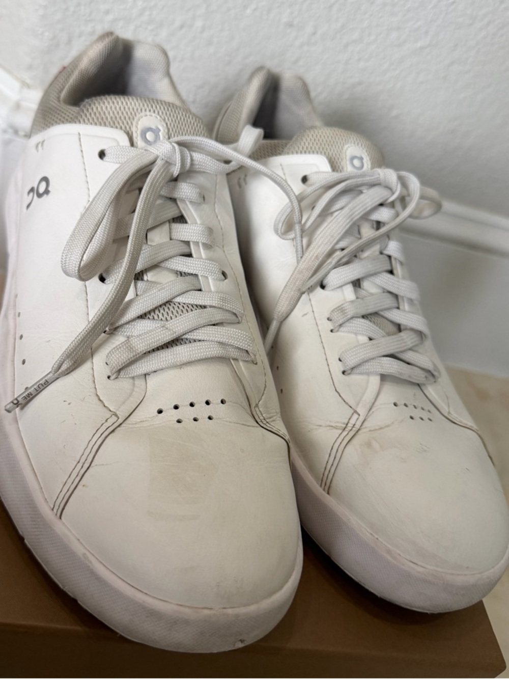 On Clouds The Roger Center Court shoes
